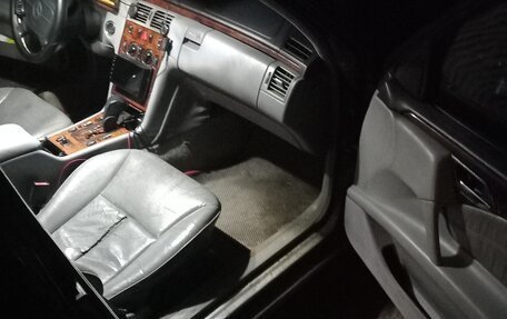 Mercedes-Benz E-Класс, 1998 год, 210 000 рублей, 1 фотография