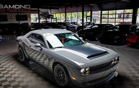 Dodge Challenger III рестайлинг 2, 2023 год, 19 700 000 рублей, 1 фотография