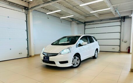 Honda Fit Shuttle I рестайлинг, 2012 год, 1 199 999 рублей, 1 фотография