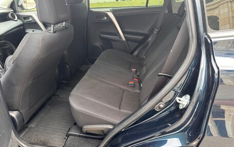 Toyota RAV4, 2018 год, 2 680 000 рублей, 12 фотография