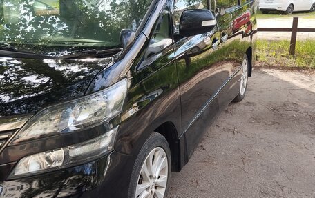 Toyota Vellfire I, 2010 год, 2 280 000 рублей, 3 фотография