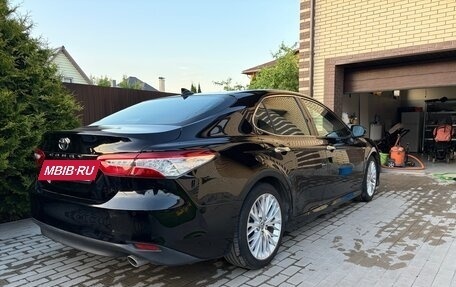 Toyota Camry, 2019 год, 2 850 000 рублей, 3 фотография
