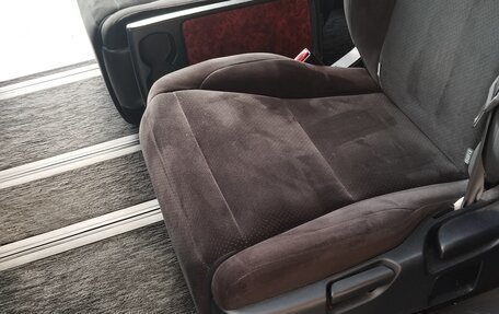 Toyota Vellfire I, 2010 год, 2 280 000 рублей, 8 фотография