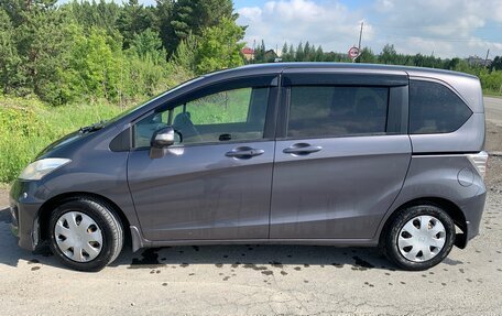 Honda Freed I, 2014 год, 1 350 000 рублей, 9 фотография
