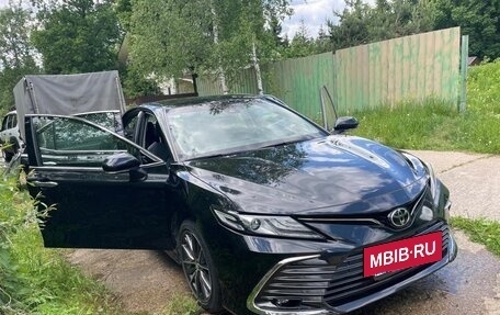 Toyota Camry, 2023 год, 4 150 000 рублей, 5 фотография