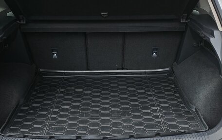Volkswagen Tiguan II, 2019 год, 2 450 000 рублей, 13 фотография