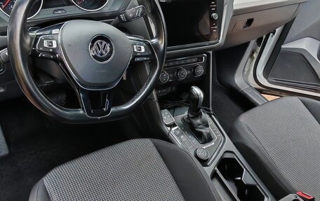 Volkswagen Tiguan II, 2019 год, 2 450 000 рублей, 22 фотография