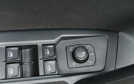 Volkswagen Tiguan II, 2019 год, 2 450 000 рублей, 20 фотография
