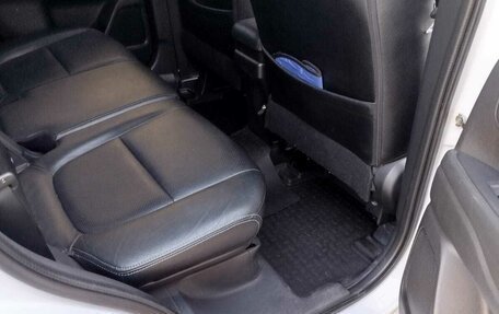 Mitsubishi Outlander III рестайлинг 3, 2014 год, 1 900 000 рублей, 12 фотография