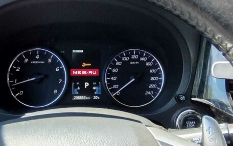 Mitsubishi Outlander III рестайлинг 3, 2014 год, 1 900 000 рублей, 10 фотография