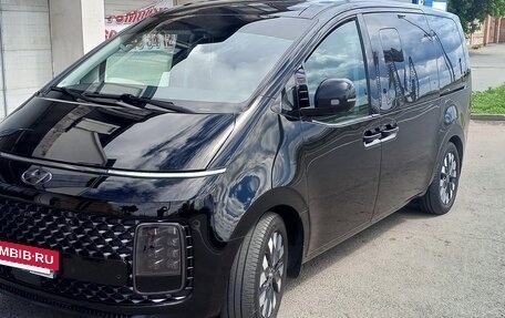 Hyundai Staria, 2023 год, 6 500 000 рублей, 18 фотография