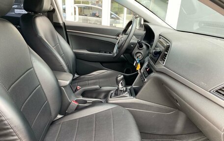 Hyundai Elantra VI рестайлинг, 2017 год, 1 129 000 рублей, 8 фотография