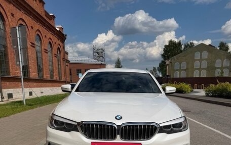 BMW 5 серия, 2017 год, 2 750 000 рублей, 2 фотография