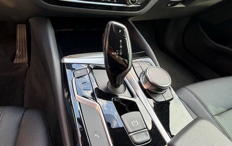 BMW 5 серия, 2017 год, 2 750 000 рублей, 18 фотография