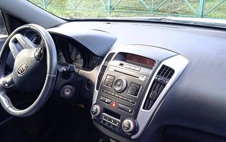 KIA cee'd I рестайлинг, 2011 год, 850 000 рублей, 9 фотография