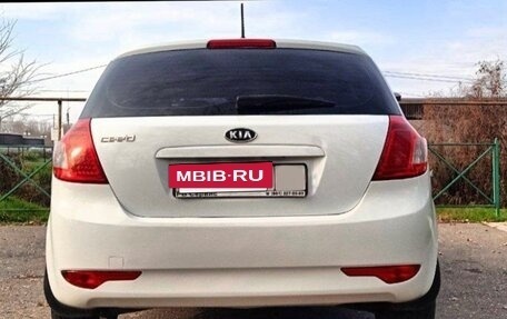 KIA cee'd I рестайлинг, 2011 год, 850 000 рублей, 4 фотография