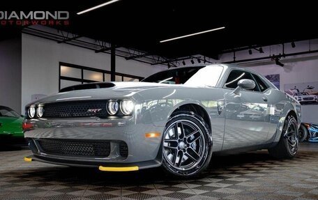 Dodge Challenger III рестайлинг 2, 2023 год, 19 700 000 рублей, 2 фотография