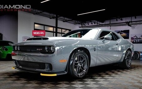 Dodge Challenger III рестайлинг 2, 2023 год, 19 700 000 рублей, 3 фотография