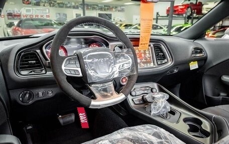 Dodge Challenger III рестайлинг 2, 2023 год, 19 700 000 рублей, 23 фотография