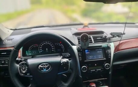 Toyota Camry, 2014 год, 2 200 000 рублей, 9 фотография