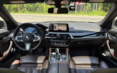 BMW 5 серия, 2018 год, 4 400 000 рублей, 11 фотография