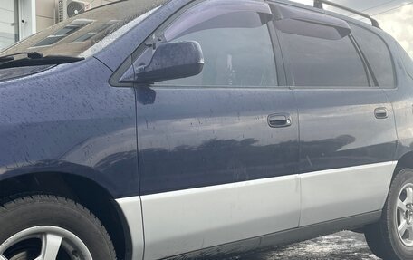 Toyota Ipsum II, 1998 год, 600 000 рублей, 3 фотография