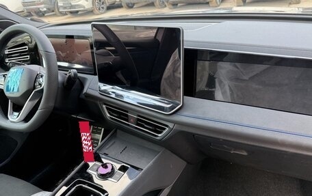Volkswagen Tiguan, 2026 год, 4 379 000 рублей, 5 фотография