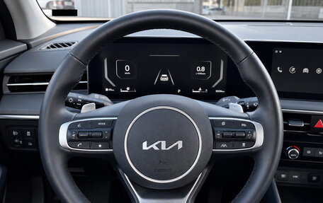 KIA K5, 2023 год, 2 100 000 рублей, 12 фотография
