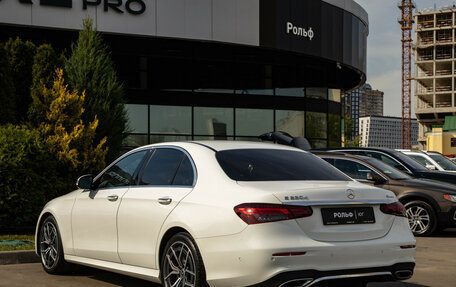 Mercedes-Benz E-Класс, 2020 год, 4 528 000 рублей, 5 фотография