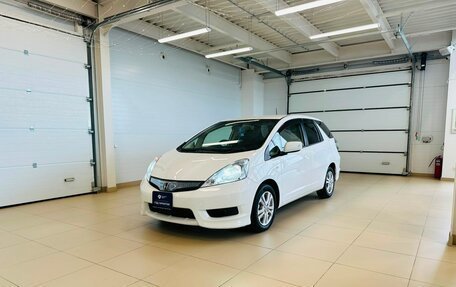 Honda Fit Shuttle I рестайлинг, 2012 год, 1 199 999 рублей, 2 фотография