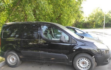 Peugeot Partner II рестайлинг 2, 2010 год, 240 000 рублей, 2 фотография