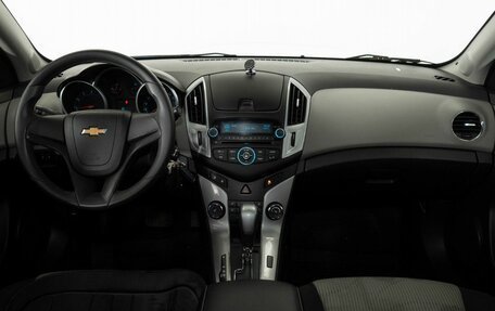 Chevrolet Cruze II, 2012 год, 636 000 рублей, 7 фотография
