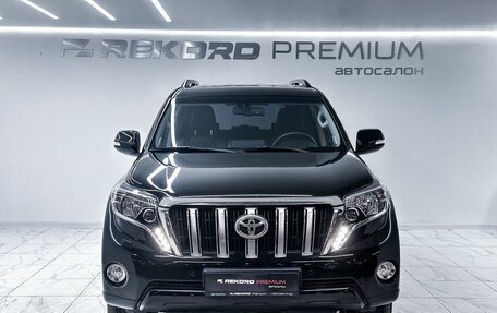 Toyota Land Cruiser Prado 150 рестайлинг 2, 2014 год, 3 799 000 рублей, 4 фотография