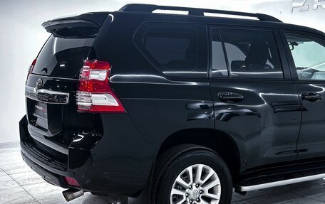 Toyota Land Cruiser Prado 150 рестайлинг 2, 2014 год, 3 799 000 рублей, 31 фотография