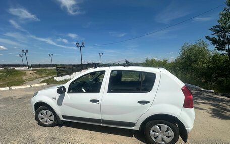 Renault Sandero I, 2012 год, 440 000 рублей, 2 фотография