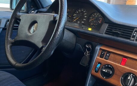 Mercedes-Benz W124, 1991 год, 220 000 рублей, 13 фотография