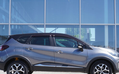Renault Kaptur I рестайлинг, 2017 год, 1 779 000 рублей, 4 фотография