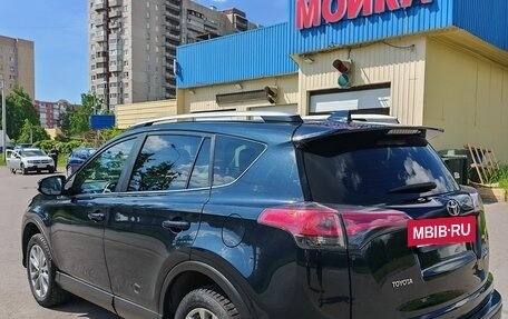 Toyota RAV4, 2017 год, 2 400 000 рублей, 18 фотография
