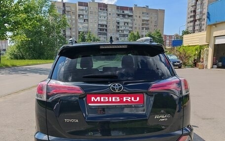 Toyota RAV4, 2017 год, 2 400 000 рублей, 17 фотография