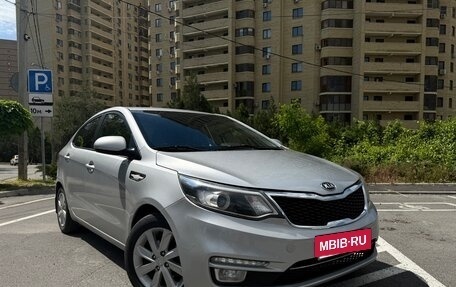 KIA Rio III рестайлинг, 2016 год, 980 000 рублей, 1 фотография