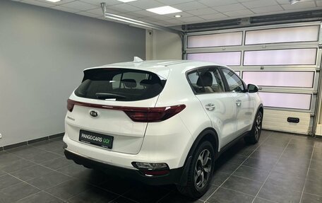 KIA Sportage IV рестайлинг, 2021 год, 2 350 000 рублей, 4 фотография