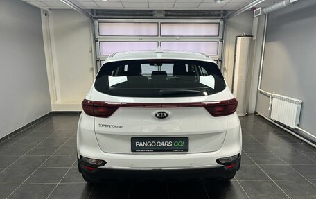 KIA Sportage IV рестайлинг, 2021 год, 2 350 000 рублей, 5 фотография