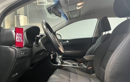 KIA Sportage IV рестайлинг, 2021 год, 2 350 000 рублей, 10 фотография