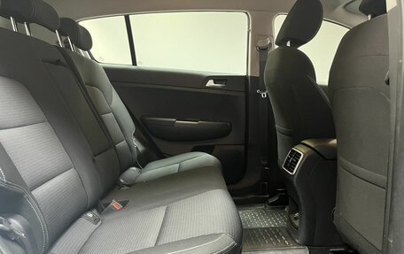 KIA Sportage IV рестайлинг, 2021 год, 2 350 000 рублей, 19 фотография