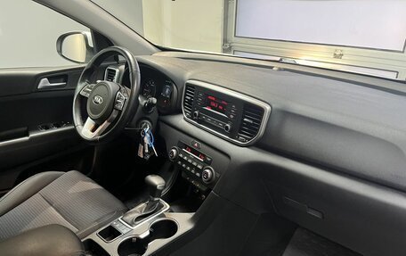 KIA Sportage IV рестайлинг, 2021 год, 2 350 000 рублей, 17 фотография