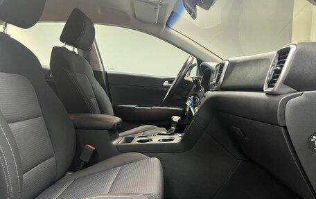 KIA Sportage IV рестайлинг, 2021 год, 2 350 000 рублей, 18 фотография