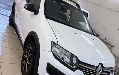 Renault Sandero II рестайлинг, 2018 год, 800 000 рублей, 3 фотография
