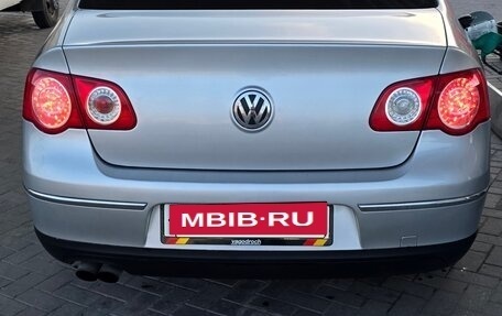 Volkswagen Passat B6, 2007 год, 600 000 рублей, 2 фотография