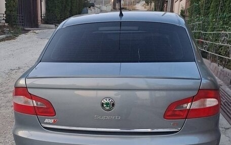 Skoda Superb III рестайлинг, 2008 год, 1 100 000 рублей, 3 фотография