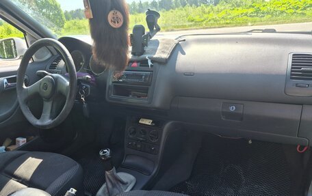 Volkswagen Polo III рестайлинг, 2001 год, 260 000 рублей, 7 фотография